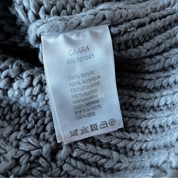 CAARA Oliver Chunky Knit Sleeveless Sweater Gray - Size L - Picture 11 of 11